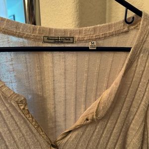 Ladies long sleeve top